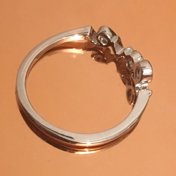 LAST🚨 18k White Gold Plated Love Pinky / Toe Ring - Picture 4 of 8