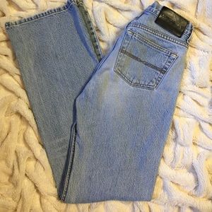 MUST GO❗️EXPRESS Low Rise Flare jeans 1/2 Long EUC