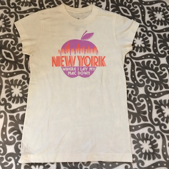 Graphic Tee - Picture 3 of 3