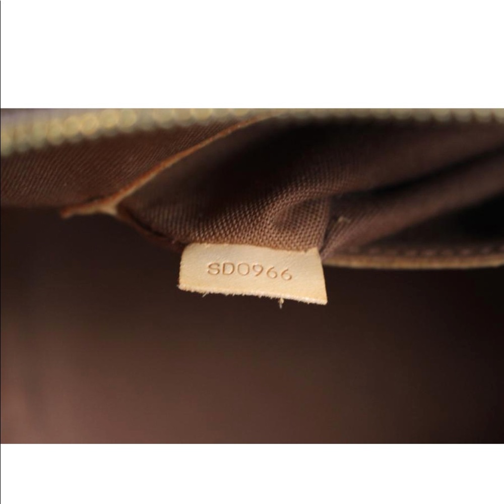 Louis Vuitton Alma - Picture 6 of 8