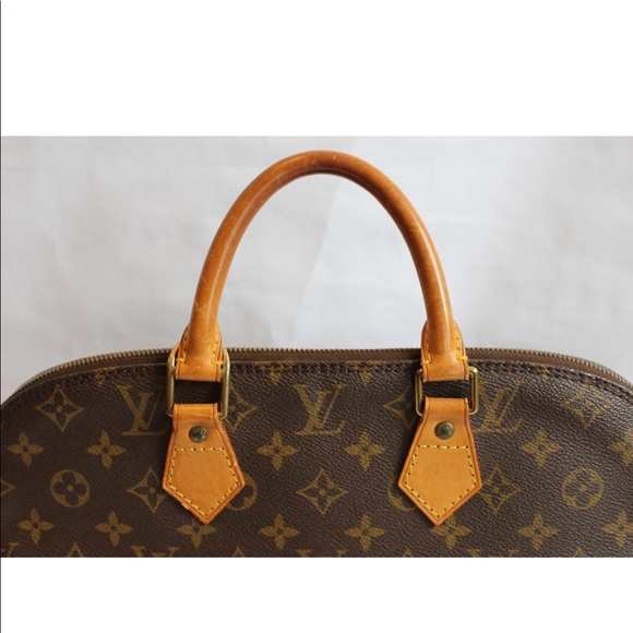 Louis Vuitton Alma - Picture 5 of 8