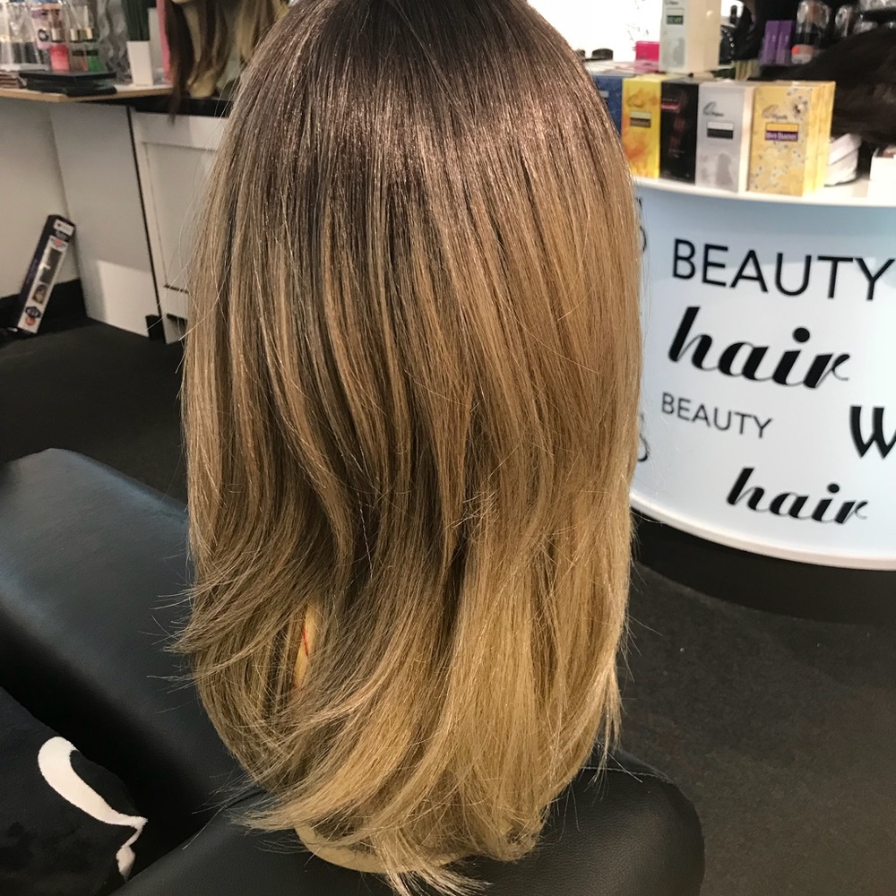 Ash blonde Rare color Swisslace Wig Silky ombré - Picture 5 of 8