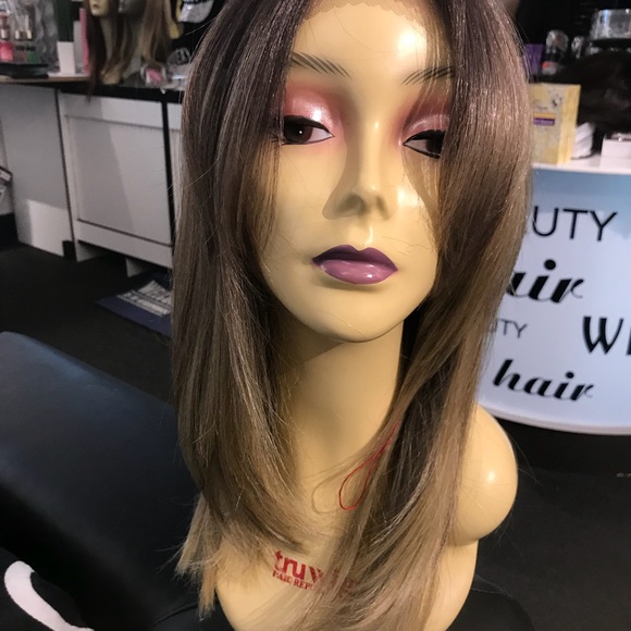 Ash blonde Rare color Swisslace Wig Silky ombré - Picture 7 of 8