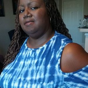 Meet your Posher, Cassandra