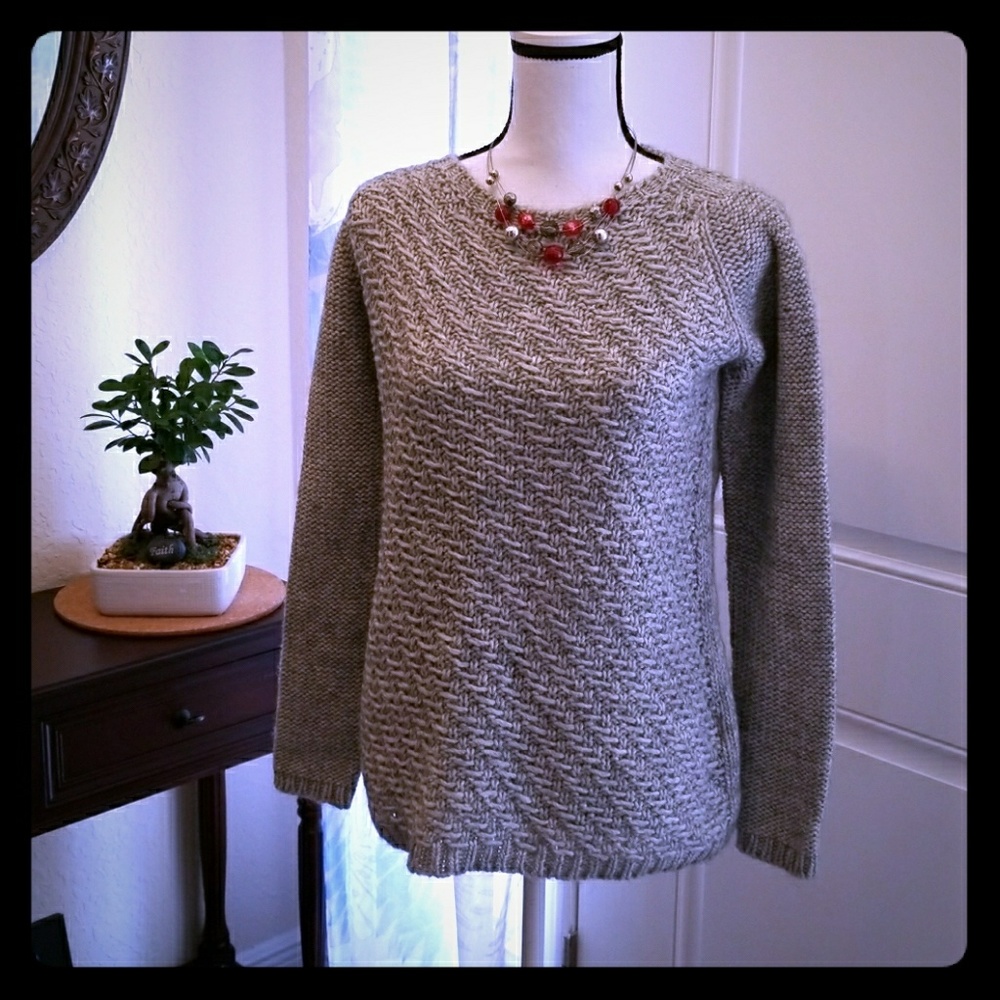 Gray wool sweater from Lola's - made in Italy