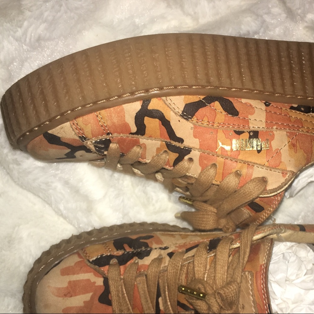 Rihanna Camo Creeper Pumas ( Authentic)