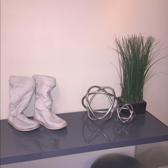 Sweater-knit knee high boots (similar to Ugg) - Picture 1 of 5