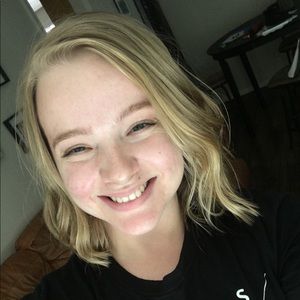 Meet your Posher, Melanie