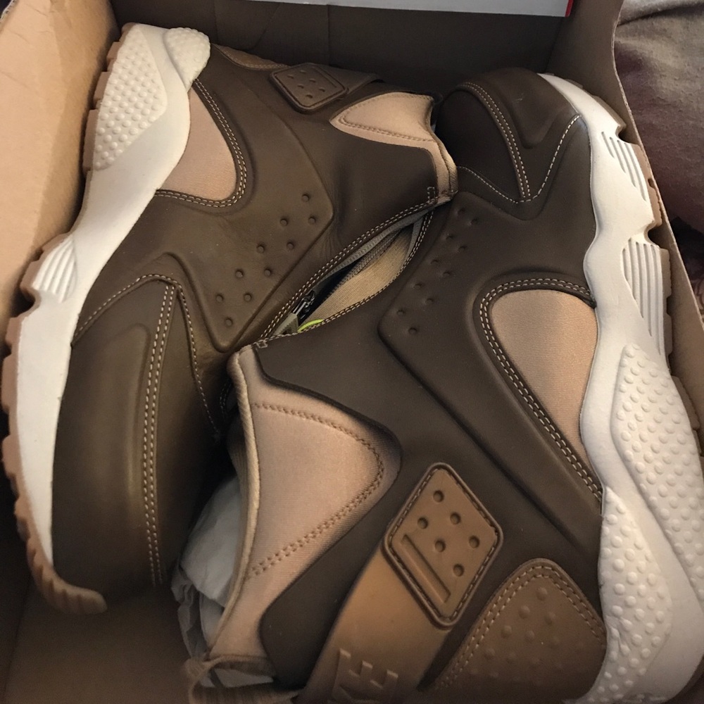 Nike Air Huarache Run Mid Women’s