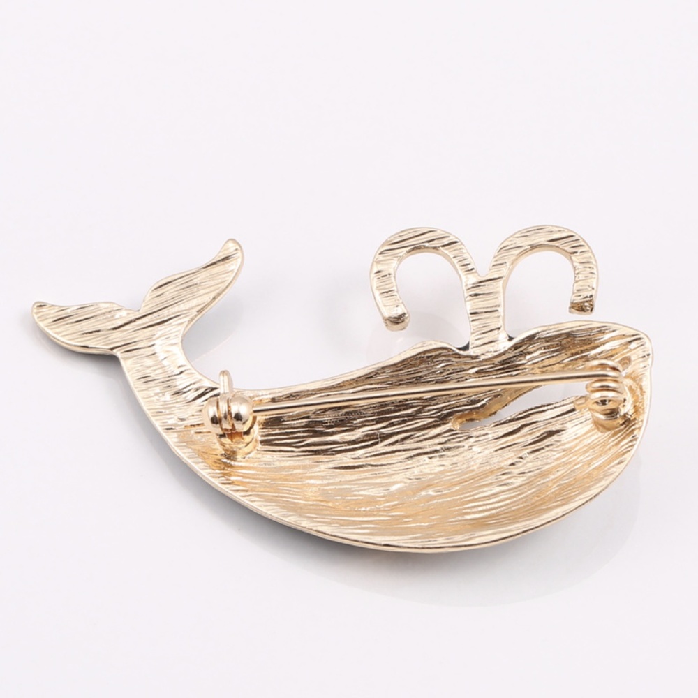 NEW Rhinestone Thick Enamel Whale Brooch - Picture 3 of 3