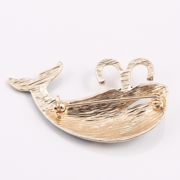 NEW Rhinestone Thick Enamel Whale Brooch - Picture 3 of 3