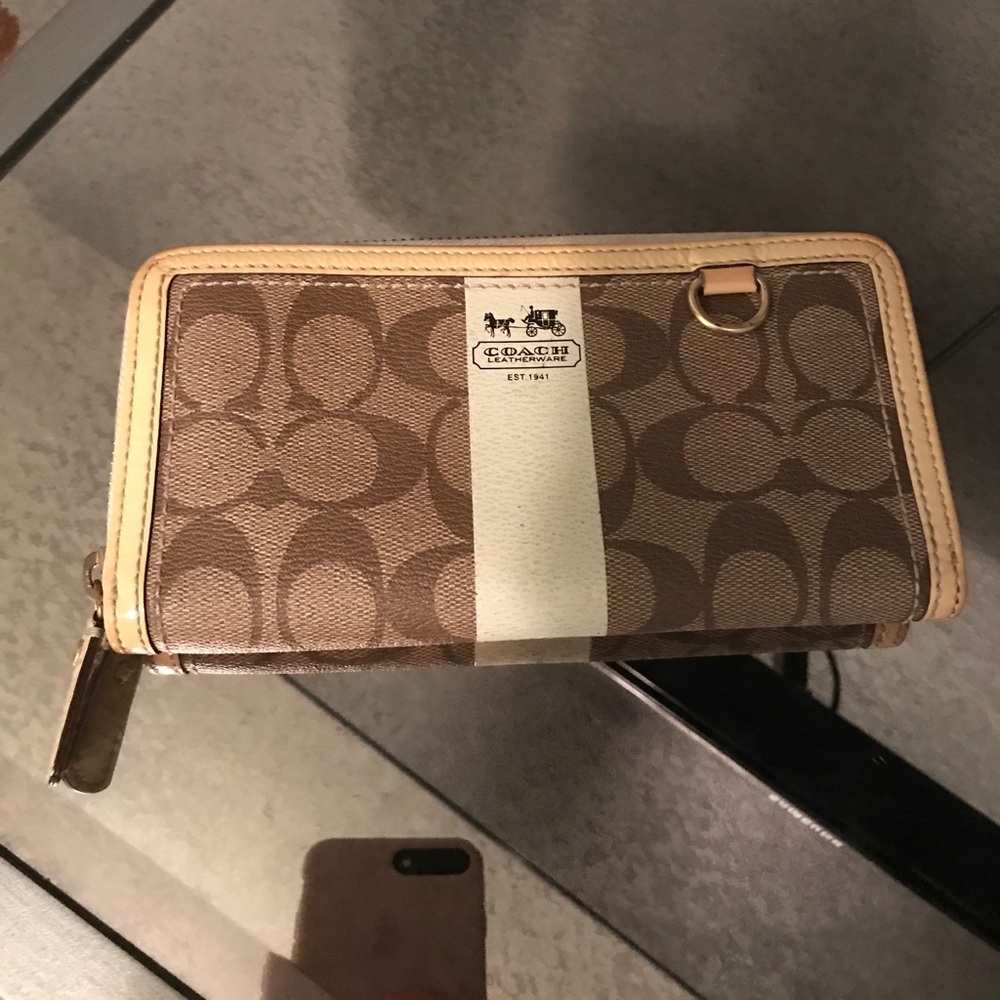 Authentic Coach wallet