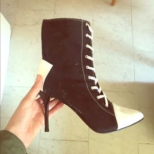 Halloween Referee heeled boots