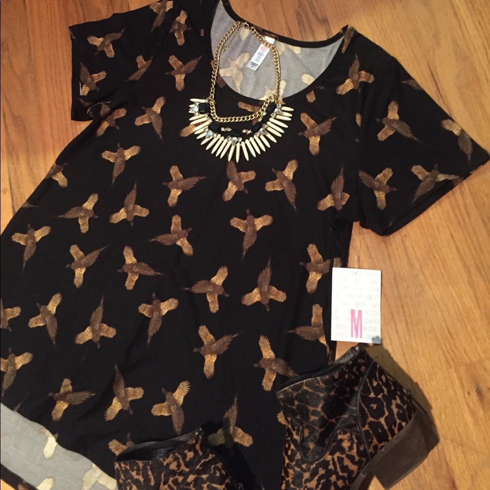Lularoe classic t medium