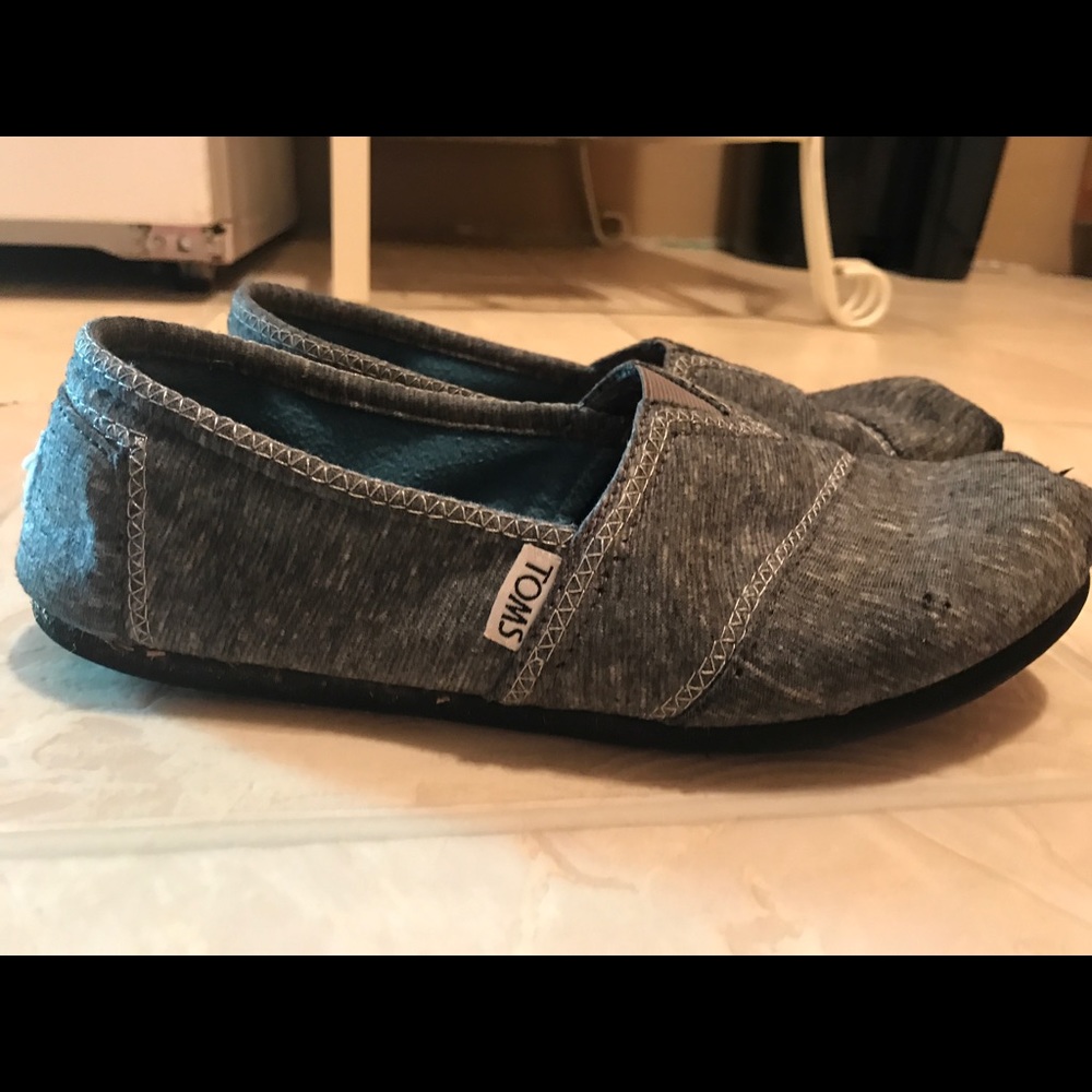 Heather grey toms 7.5