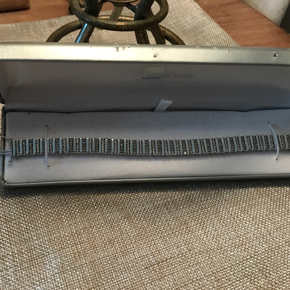 One carat total weight in silver