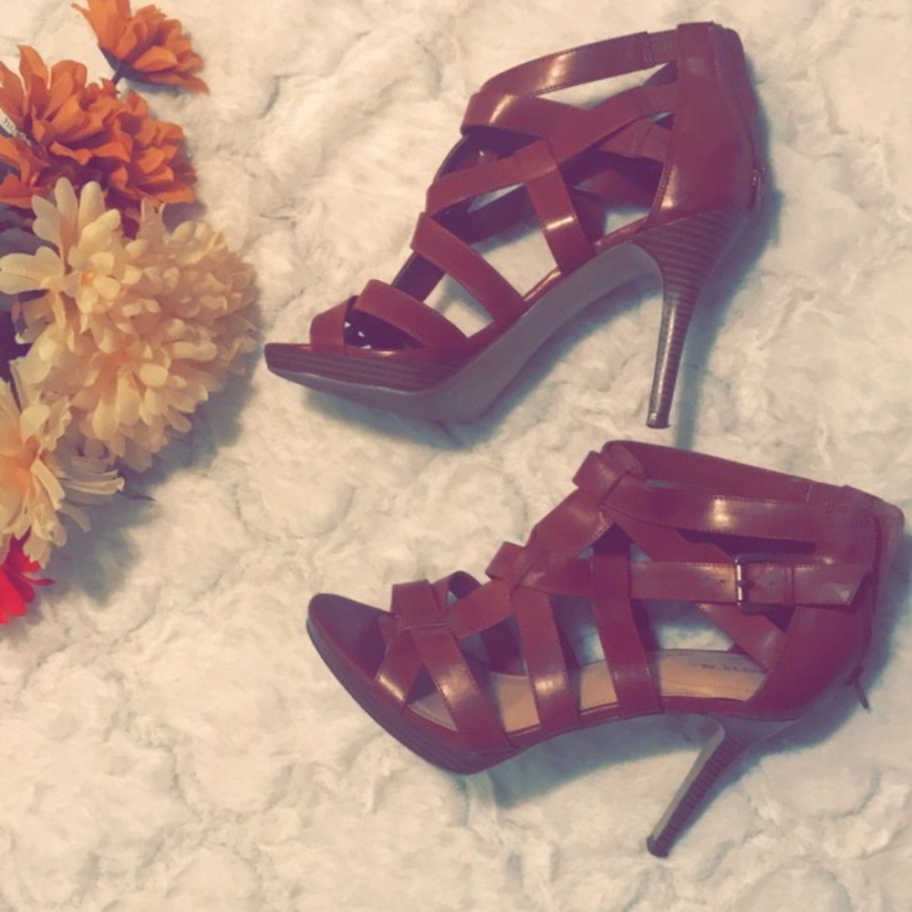 Cognac Sandal with Wood Finish Heel !