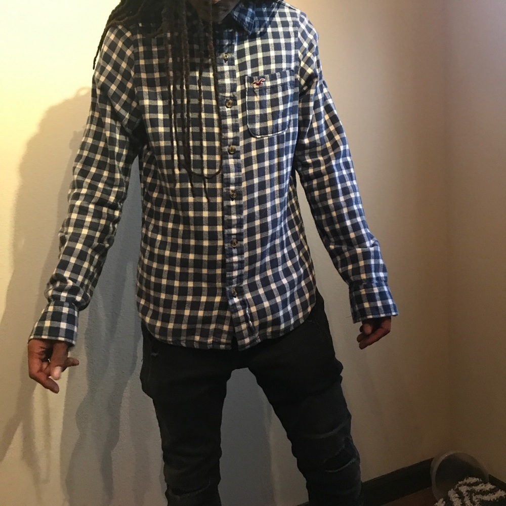 hollister button down