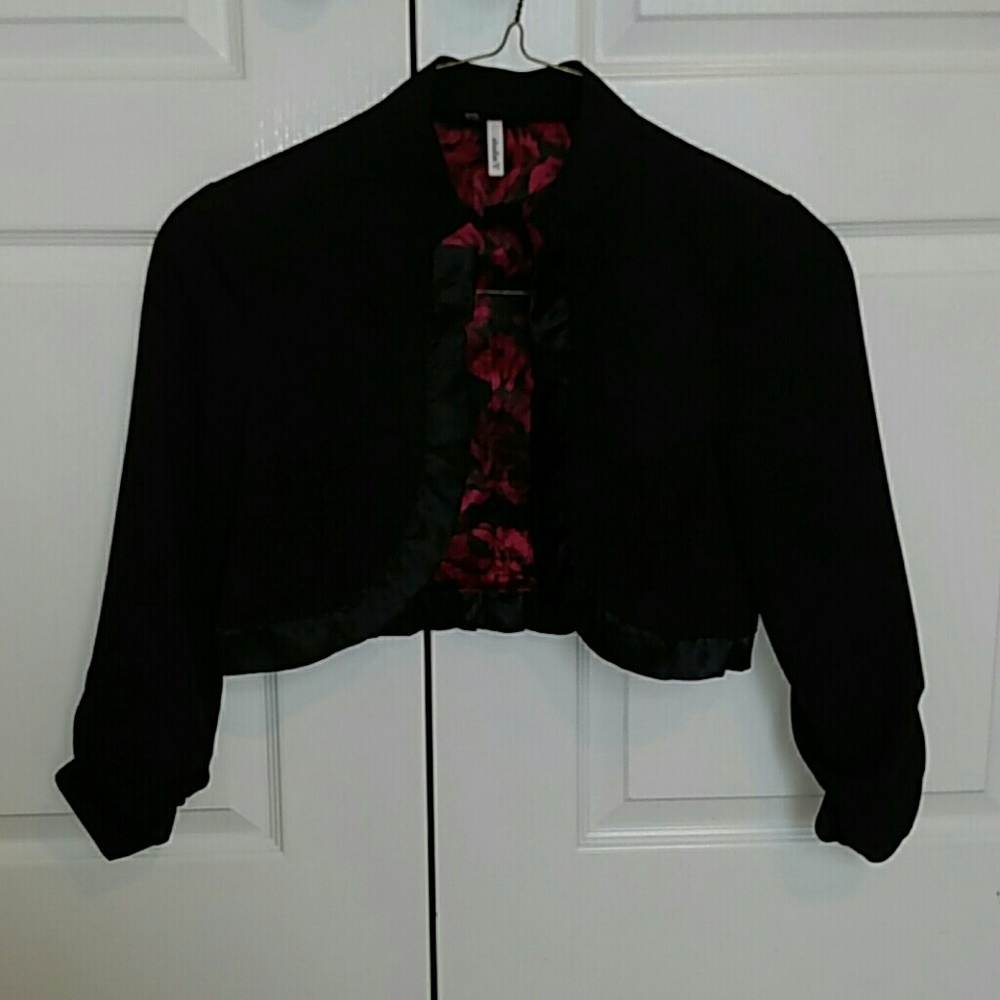 Short jacket