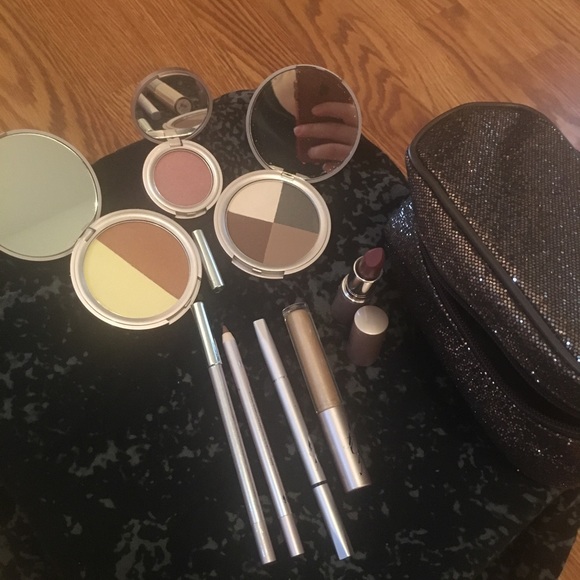 Make up set - Picture 3 of 3