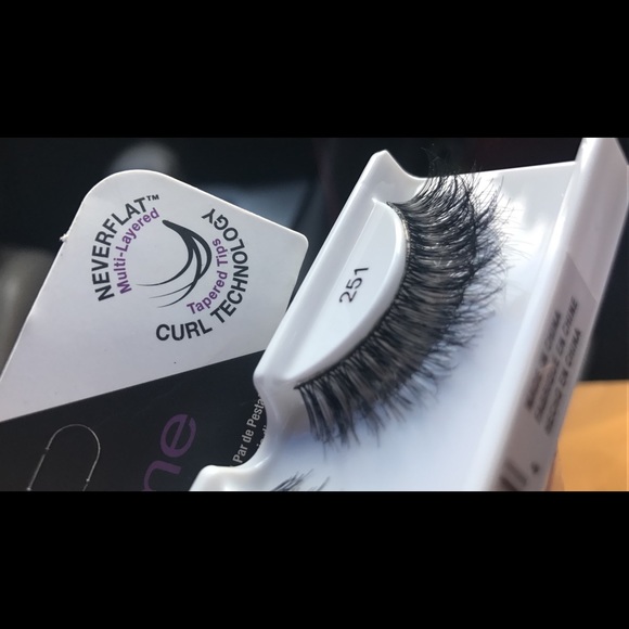 Mink Lashes - Picture 4 of 4