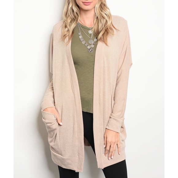 EVETTE ENCOUNTERS Sweaters - | COZY OVERSIZED POCKET CARDIGAN |
