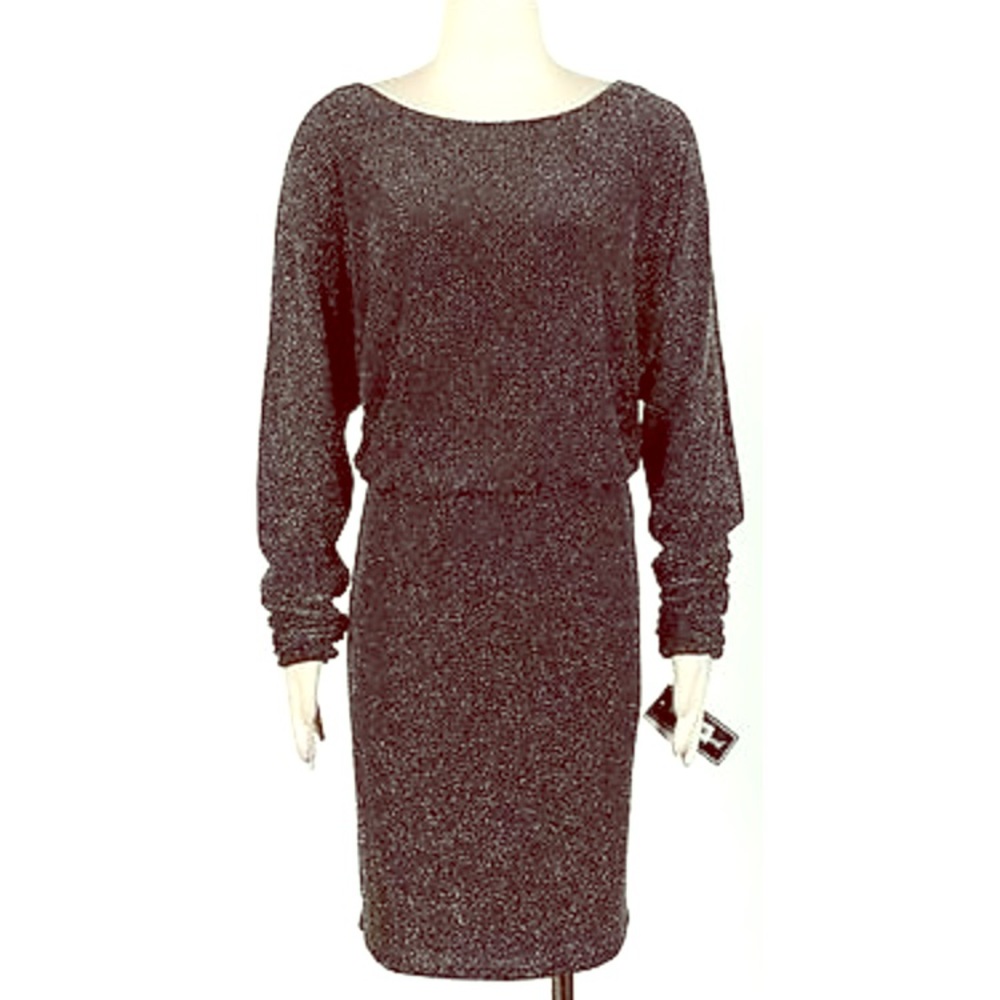 Perfect cocktail dress for the holidays!