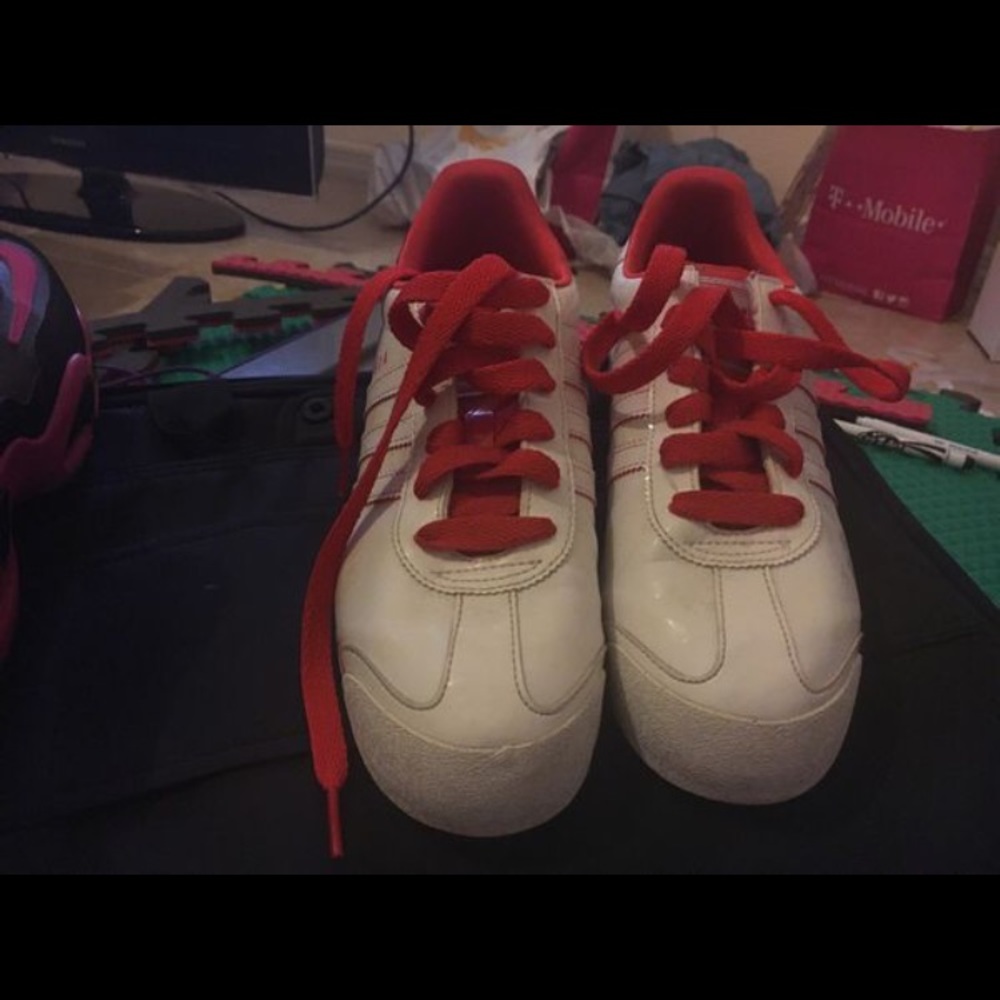 Adidas - Picture 2 of 4