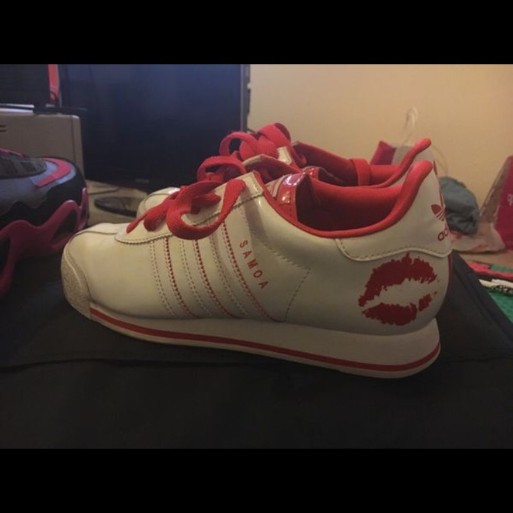 Adidas - Picture 3 of 4