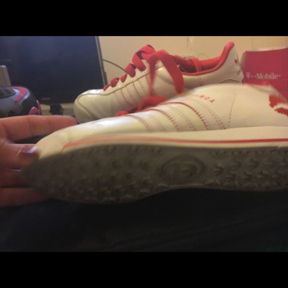 Adidas - Picture 4 of 4