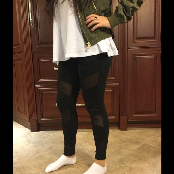 LAST ONE! Mesh Panel Leggings - Picture 2 of 5