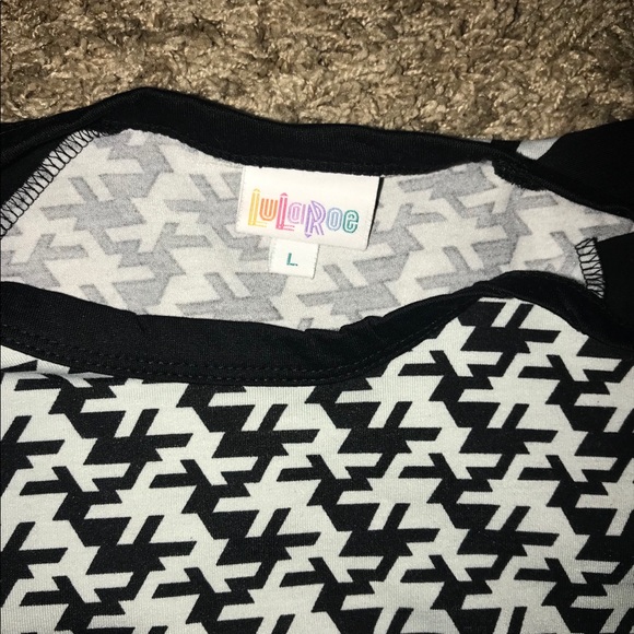 SOLD Lularoe Randy - Picture 2 of 2