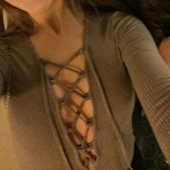 TAN/TAUPE LACE UP LOW V CUT LONG SLEEVE BODYSUIT - Picture 7 of 8