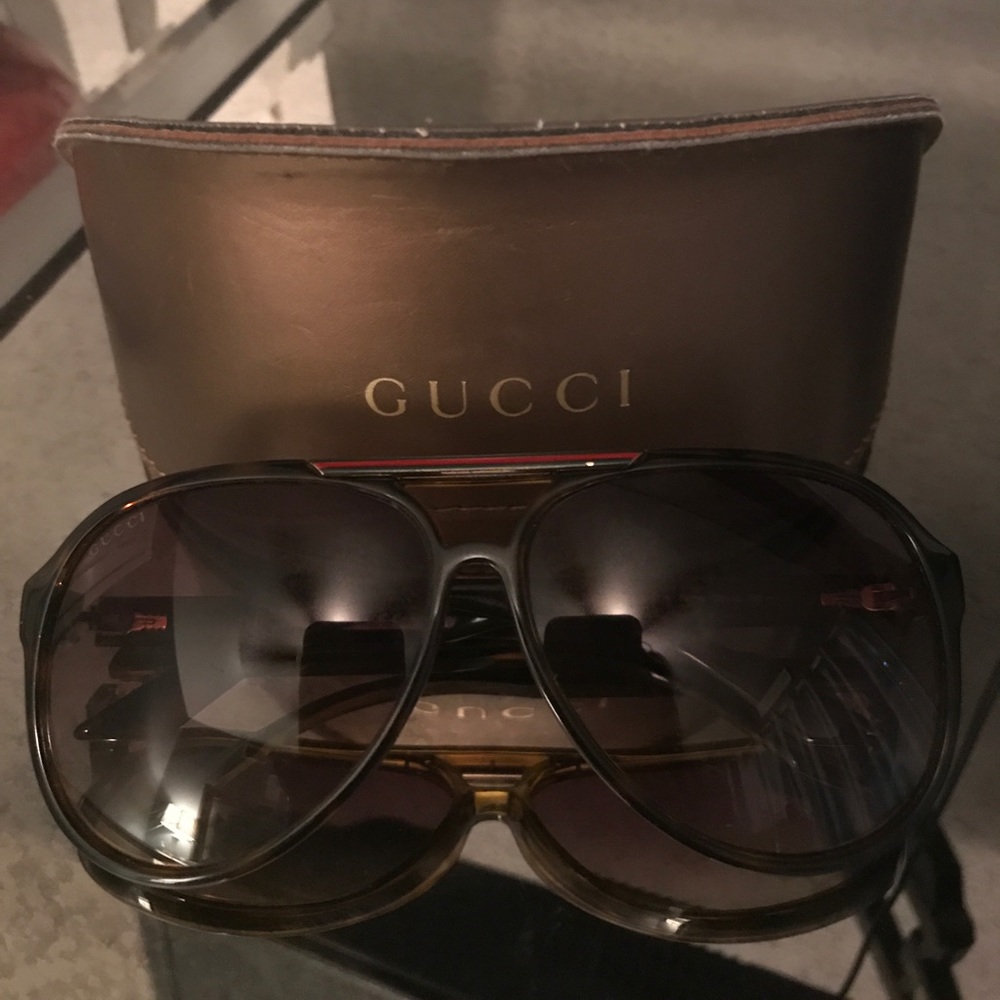Authentic classic Gucci aviators