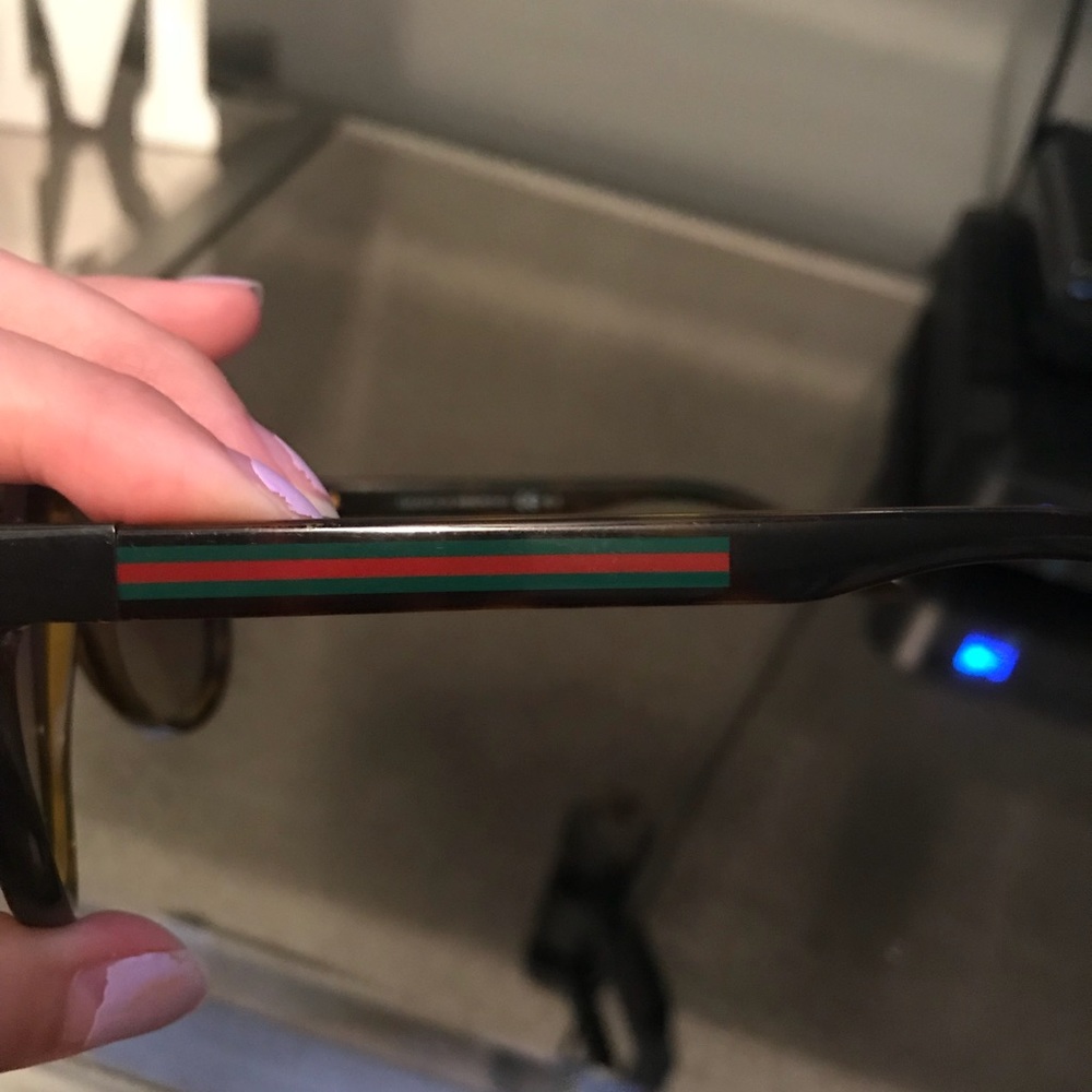 Authentic classic Gucci aviators - Picture 7 of 8