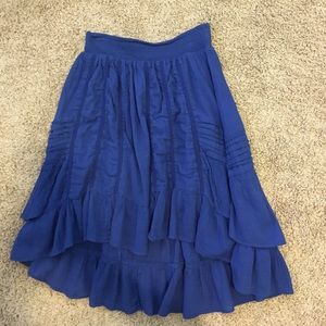 Anthropologie HD in Paris mid length hi low skirt.