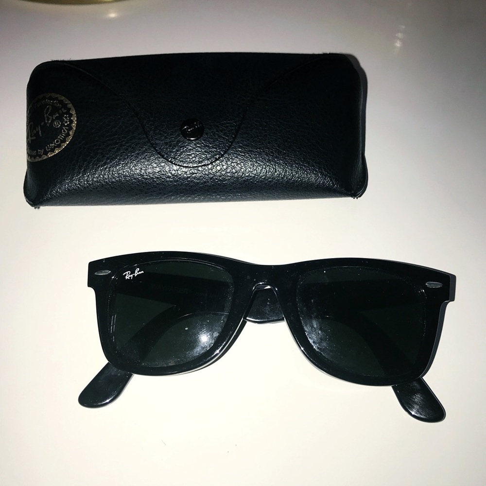 Classic Black Ray-Ban Wayfarers
