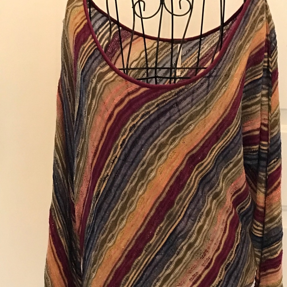 Multicolored top