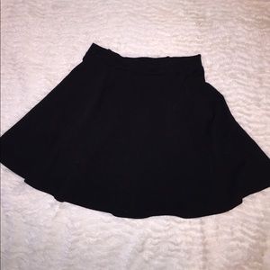 BLACK SKATER SKIRT