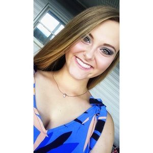 Meet your Posher, Megan