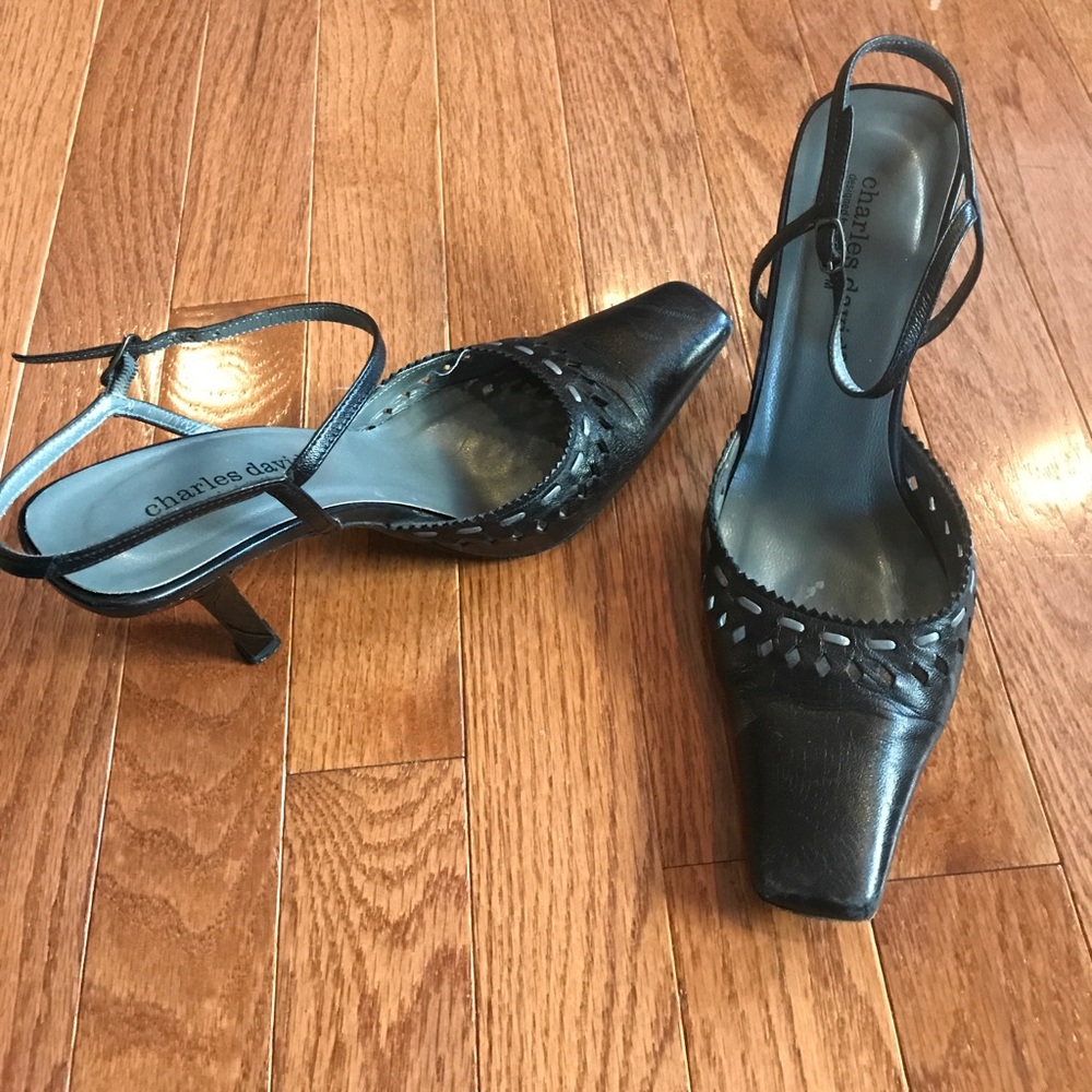 Woman's Dress Shoe