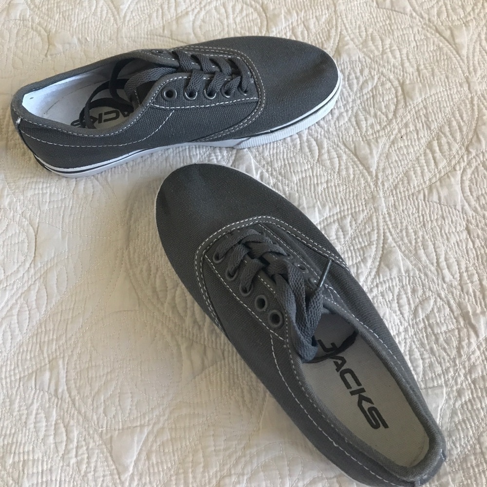 Boys sneakers