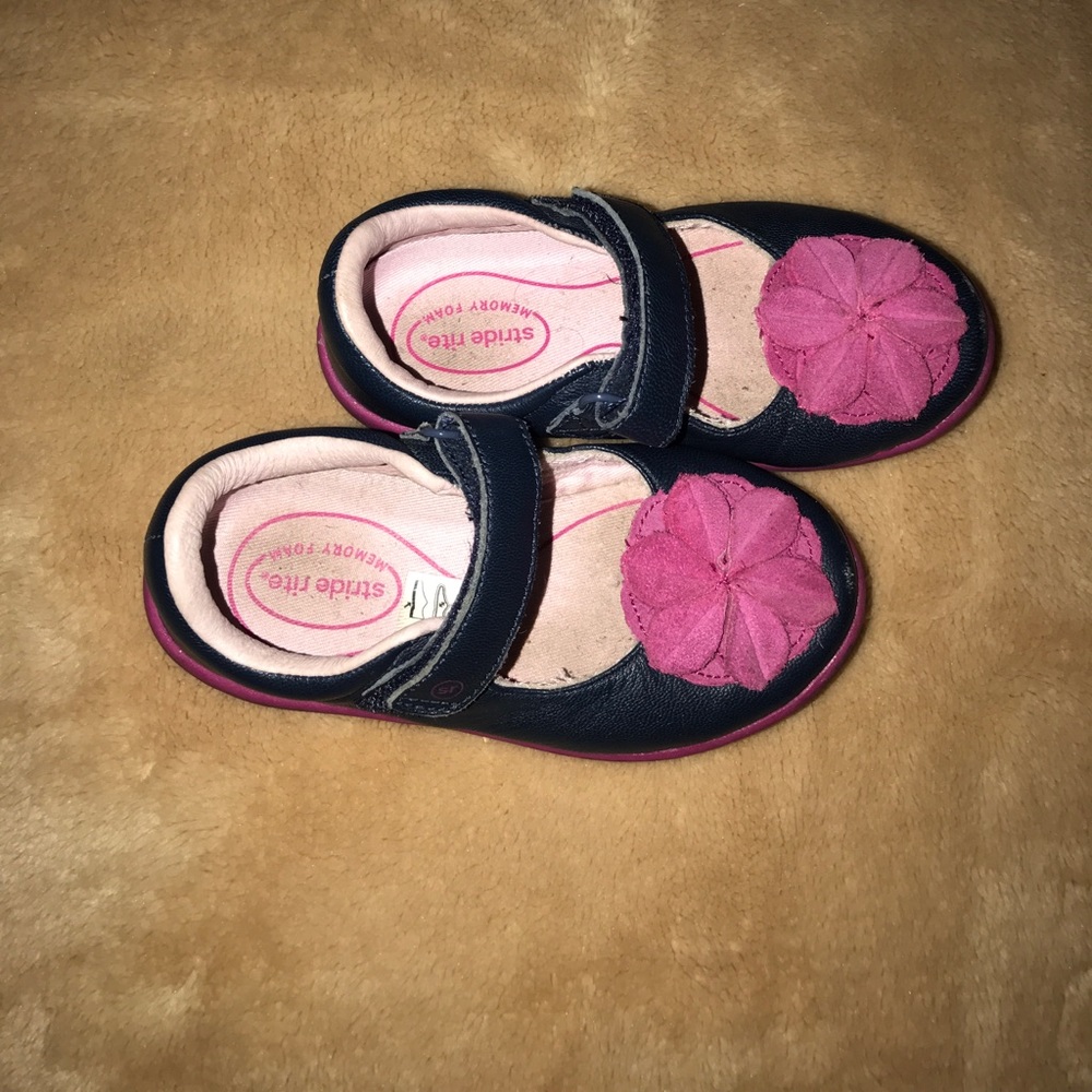 Stride Rite Girls Shoes - Picture 4 of 5