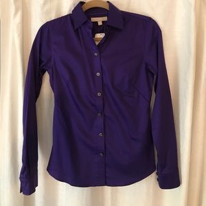 Banana Republic Tops - NWT Banana Republic non-iron fitted shirt Size 0 Banana Republic Tops - NWT Banana Republic non-iron fitted shirt Size 0