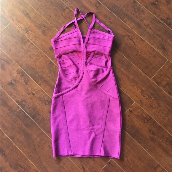 ❌SOLD❌NWOT Rayon bandage dress - Picture 2 of 5