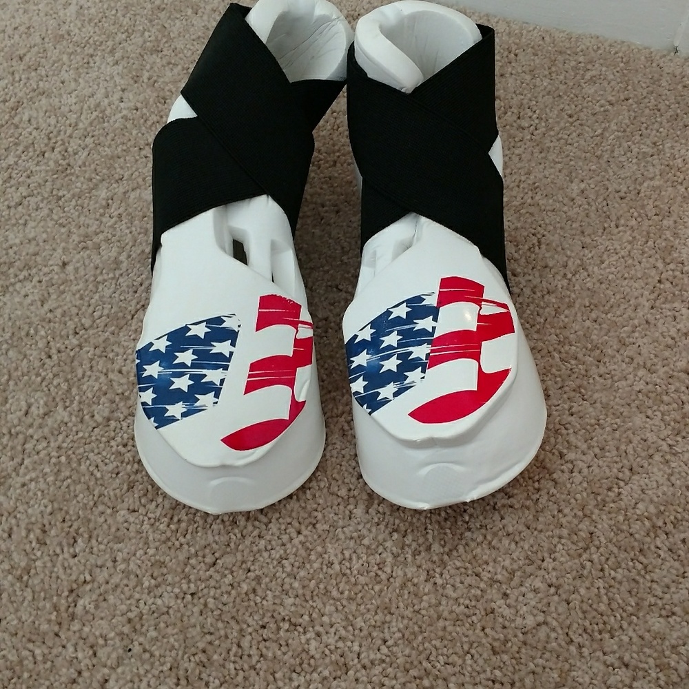Sparring boots