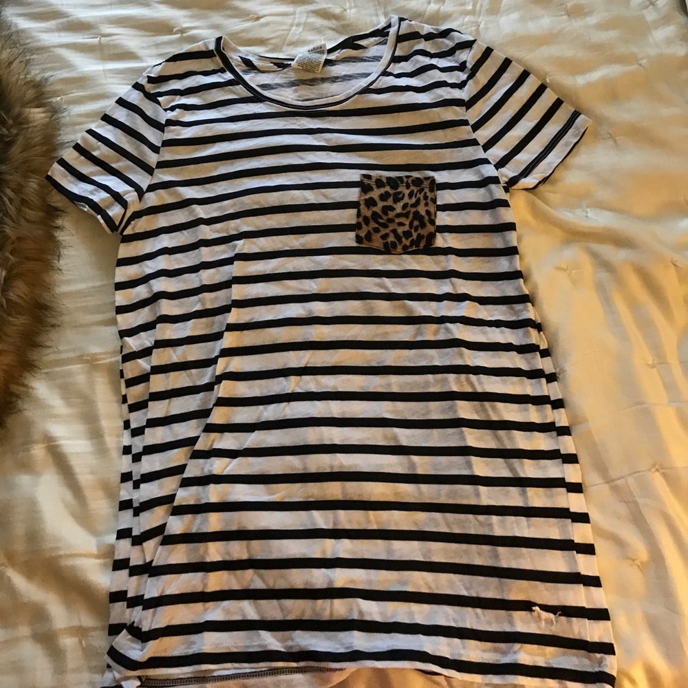 Victoria’s Secret tee