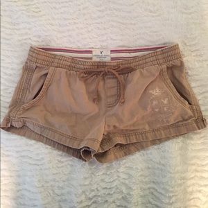 KHAKI AMERICAN EAGLE CINCH WAIST LOW RISE SHORTS