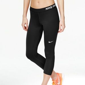 Nike pro cool Capris