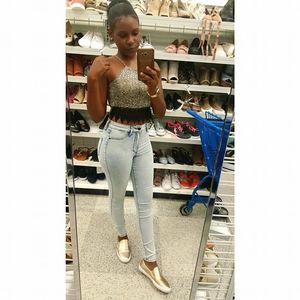 Meet your Posher, Lisa